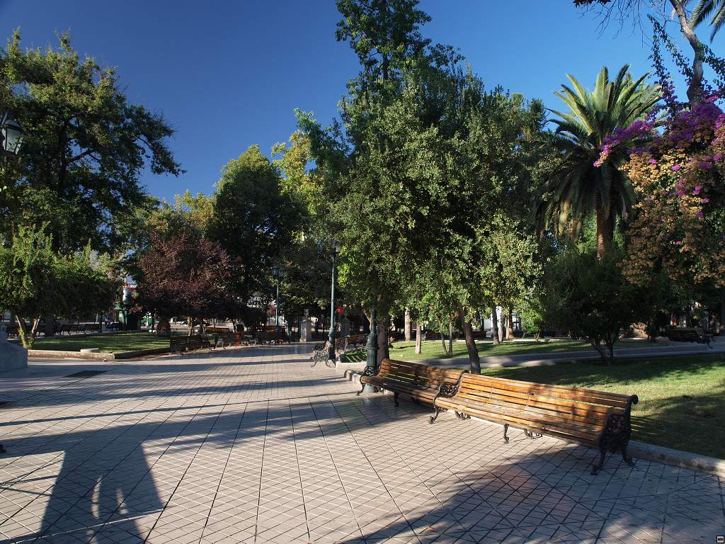 Los Andes - Plaza.jpg